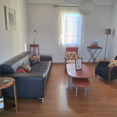 Centre Ville, Terrasse&clim Appartement Béziers